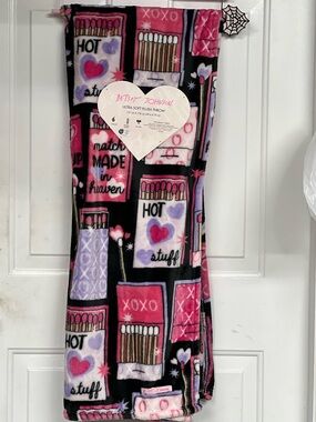 Betsey Johnson Plush Throw